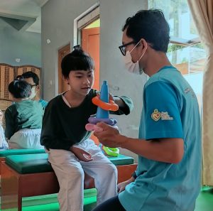fisioterapi-anak-cerebral-palsy